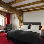 Elbe Alte Oelmuehle 4*