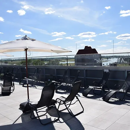 ホテル Elbe Alte Oelmuehle 4*