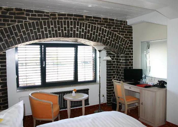 酒店 Elbe Alte Oelmuehle 4*