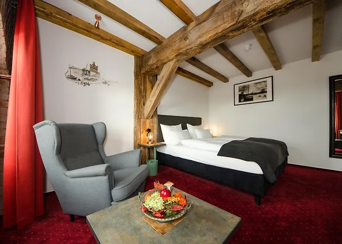 Elbe Alte Oelmuehle 4*